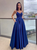 Robe de soirée col V à bretlle jupe plissée au sol
