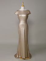 Robe de soirée fourreau avec paillettes champagne col bateau