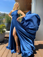Robe de Soirée Longue en Satin avec Bretelle avec Epaule Dénudée Coupe Cintrée avec Fente Unicolore Bas Evasée Robe Longue