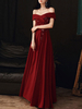 Robe de soirée pour femmes une ligne de bateau cou mat parole longueur satin perlé Robes de Dîner officiel
