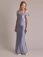 Robe de soirée pour la mère de la mariée décolleté conçu robe de bal sans manches plissée longueur au sol robes dinvitées de mariage