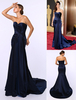 Robe de soirée sirène en satin bleu marine foncé à tordu