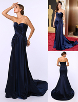Robe de soirée sirène en satin bleu marine foncé à tordu