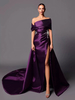 Robe de soirée trapèze épaules dénudées avec traîne sans manches à lacets en tissu satiné plissé robes de concours sociaux