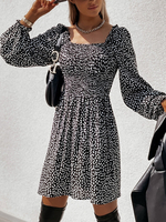 Robe Droite Courte Femme Imprimé à Col Carré avec Manches Longues Amples Coupe Cintrée Bas Evasée Bicolores