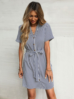 Robe Droite Imprimé Rayures Courte à Col Revers avec Manches Courtes Coupe Cintrée à Lacets Bicolores Robe Eté