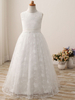 Robe fille de fleur blanche en tulle col rond zip sur dos robe cortège enfant