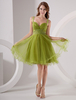 Robe fête de la rentrée verte de col en coeur avec perles