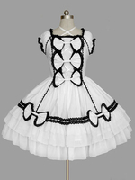 Robe lolita en 100% coton rococo col carré Déguisements Halloween