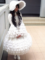 Robe lolita en dentelle blanche Jolie Déguisements Halloween