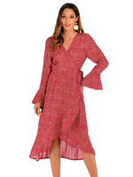 Robe longue rouge à manches longues imprimée florale col en V en polyester