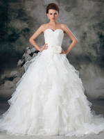 Robe mariage ivoire avec plissement de col en coeur