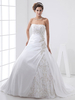 Robe mariée bustier en dentelle blanc avec pan latéral