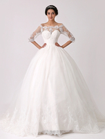 Robe mariée en tulle ivoire avec dentelle hors de l