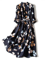 Robe mi-longue bleu marine foncé à col rabattu Boutons manches longues en polyester