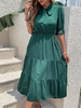 Robe mi-longue en viscose à encolure classique et demi-manches