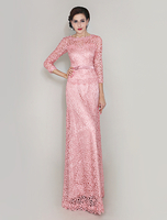 Robe mère de mariés en dentelle rose avec ceinture et nœud
