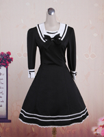 Robe noire Lolita classique; ras du cou; demi-manches; coton Déguisements Halloween