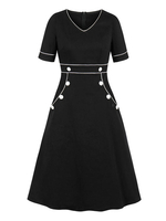 Robe noire vintage des années 1950 à boutons à manches courtes à col en V