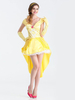 Robe sexy Déguisements Halloween Costume Princesse féminines jaune haute basse avec harnais & gant Déguisements Halloween