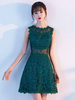 Robe soutenue de cocktail A-ligne en dentelle vert foncé col rond creusé minidétail zip avec doublure et jupon fête de mariage