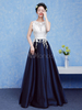 Robe sublimé de bal A-ligne en dentelle bleu marine foncé col rond avec perles longueur plancher