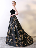 Robe subtenue de bal A-ligne en velours noir bustier brodé Avec traîne