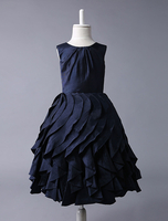 Robe swede fille de fleurs en taffetas bleu marine foncé avec bouton