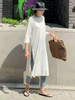 Robe t-shirt blanche manches 3/4 en polyester à col bijou