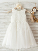 Robes cortège enfant bijou cou dentelle sans manches longueur au genou princesse boutons de silhouette des robes enfants formelles robes de reconstitution historique