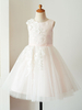 Robes cortège enfant bijou cou satin tissu sans manches longueur genou princesse silhouette brodé formelle enfants robes de pageant