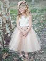 Robes cortège enfant champagne en dentelle col rond zip sur dos Robe fille de fleur