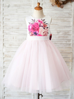 Robes cortège enfant cousu en dentelles Tulle sans manches corsage floral genou longueur princesse Silhouette arcs enfants robes de soirée