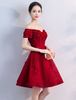 Robes de bal courte Burgundy Lace de l