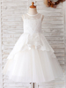 Robes de demoiselle dhonneur col bijou sans manches longueur genou arcs robes de soirée pour enfants
