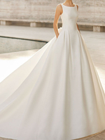Robes de Mariée à Traîne à Col Rond avec Dos Nu en Carré sans Manches Coupe avec Noeud Bas Evasée Unicolore
