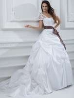 Robes de mariée blanche en taffetas ruché robe de bal robe de mariée en dentelle Applique casquette de paillette manches Sash robe de mariée avec train