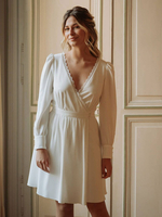 Robes de mariée Col en V Manches longues A-ligne Longueur genou Robes de mariée