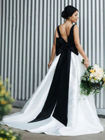 Robes de mariée fidèles noires A-ligne sans manches nœuds en satin avec robe de mariée en train