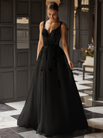 Robes de mariée gothiques en dentelle ligne a sans manches taille naturelle balayage en dentelle