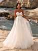 Robes de mariée longueur au sol sans manches en dentelle sans bretelles