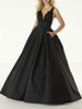 Robes de mariée noire une ligne sans manches de dentelle polyester taille naturelle avec robe de mariée de train