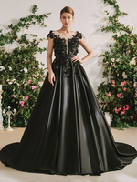 Robes de mariée noires A-ligne sans manches taille naturelle dentelle satin tissu avec robe de mariée train