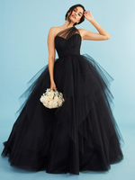 Robes de mariée noires Robe de mariée en tulle sans manches A-ligne
