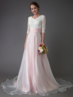 Robes de mariée rose manches demi-cou v plisse une ligne robe de mariée avec train