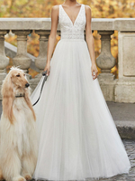Robes De Mariée Vintage avec Traîne Col V Robe à Bretelle En Tulle Robe Trapèze Robe de Mariage