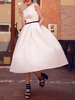 Robes de mariée vintage blanche en satin col bateau longueur mollet Robe de mariage rétro