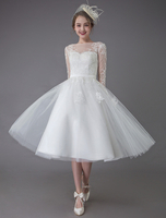 Robes de mariée Vintage Tulle Bateau Manches 3/4 Longueur Une robe de mariée ligne robe de mariée courte