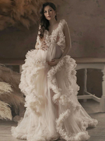 Robes de Mariées Longues Maternités en Mousselines Transparentes avec Bretelles à Col Décolleté en V Coupe Cintrée Bas Evasée avec Volantes en Plumes Unicolore