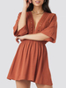 Robes de patineur Robe asymétrique évasée en dentelle avec manches en V et dentelle